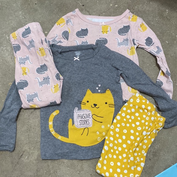 2T PJs - Picture 2 of 2